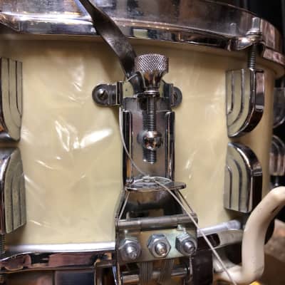 Leedy Snare Drum - White Marine Pearl 14x5.5 image 4