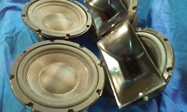 8" Speakers Carbon Fiber Cones! Four Woofers two Compression horn Tweeters Community Sound Eminence image 1
