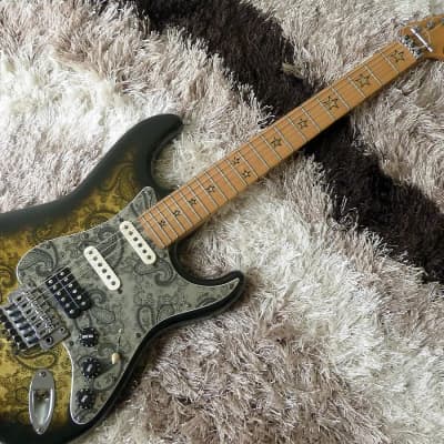 Fender Richie Sambora Signature Stratocaster Black Paisley 1996