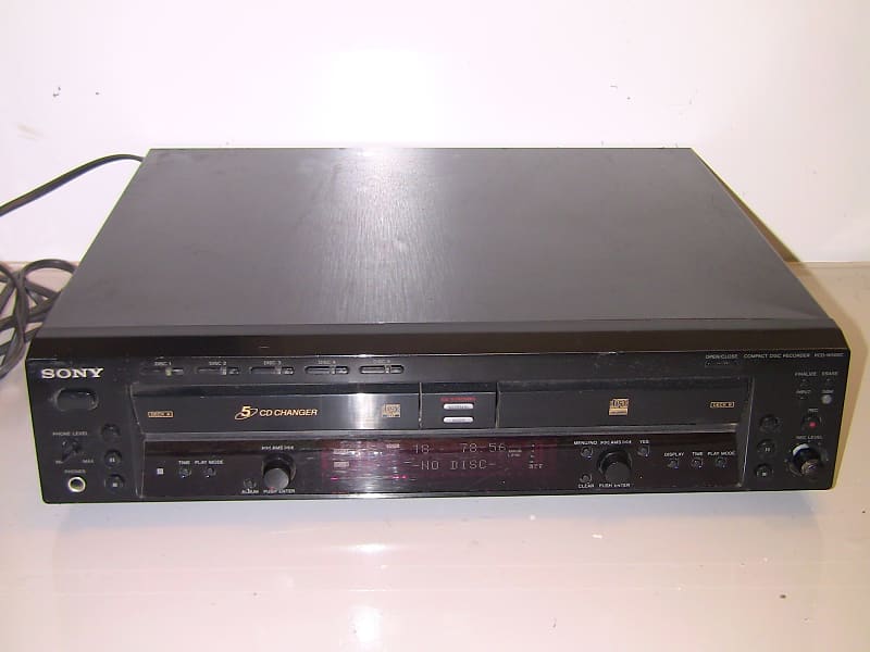 Sony RCD-W500C Dual Deck 5-CD Changer Player CD/CDR Dubbing