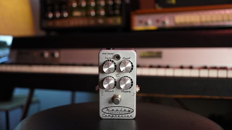 Keeley C4 4-Knob Compressor | Reverb Canada