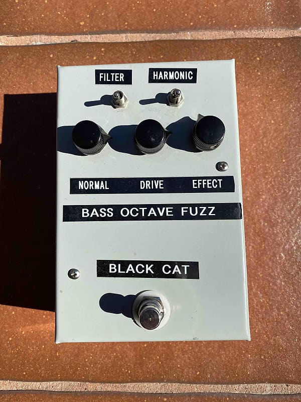 Black Cat Bass Octave Fuzz | Reverb