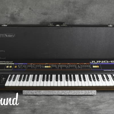 Roland JUNO-6 Polyphonic Synthesizer W/ Hard Case in Excellent Condition.