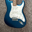 2001 Fender American Series Stratocaster electric guitar usa with Rosewood Fretboard 2001  Blue