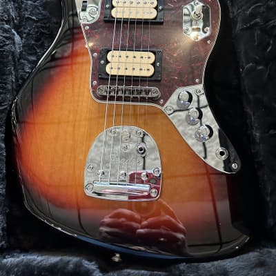 Fender Kurt Cobain Jaguar  3-Color Sunburst #MX23010489  8 lbs  11.6 oz image 4