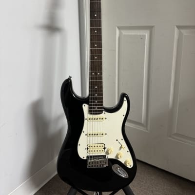 ギター Fender Black and Chrome HH stracaster Fender Standard Stratocaster HH Electric Guitar, with