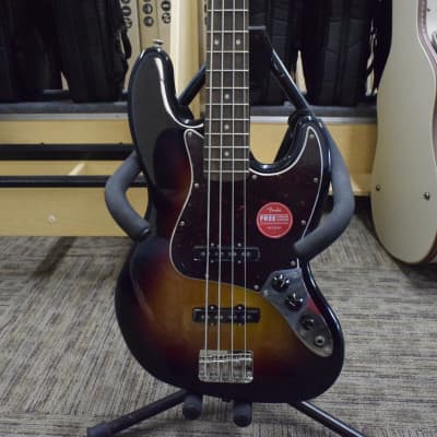 Squier Classic Vibe '60s Jazz Bass 2019 - Present - 3-Color Sunburst image 3