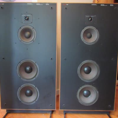 Boston Acoustics A400 speakers in very good condition | Reverb