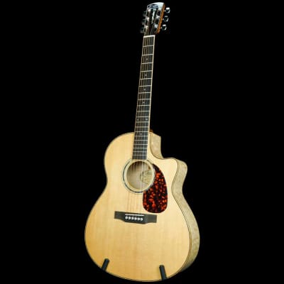 Larrivee LV-09 Artist Series Acoustic Guitar with Quilt Maple Back and Sides image 4