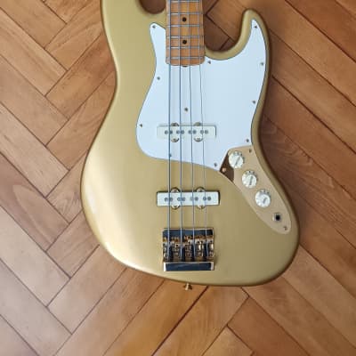 Fender Jazz Bass Collector's Series 1982 - Gold for sale