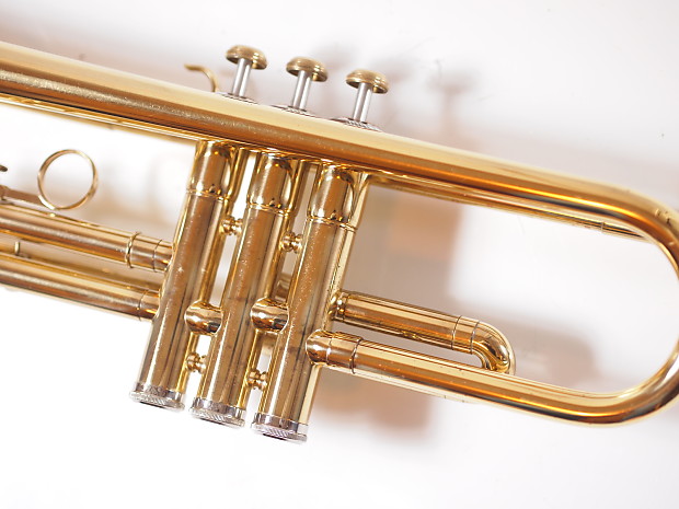 Yamaha YTR-233 Trumpet w/original hard case,mouthpiece | Reverb Yamaha YTR-233 Trumpet w/original hard case,mouthpiece | Reverb