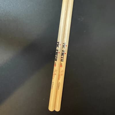 Vic Firth PVF 5A Baguette pour Batterie American Classic Hickory Olive Bois  5A