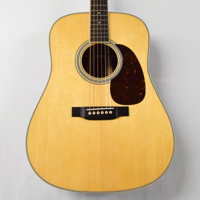 1975 Martin D-35 Dreadnaught Acoustic Guitar near mint all 