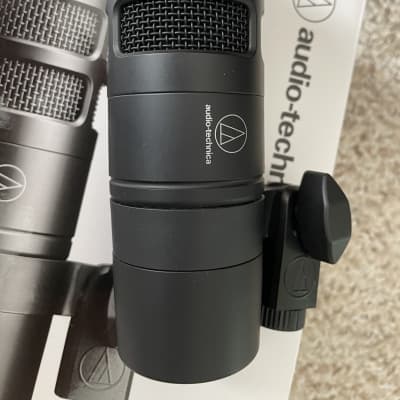 Audio-Technica AT2040 Hypercardioid Dynamic Microphone Used Mint