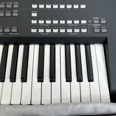Yamaha MOXF 6 Music Production Synthesizer Workstation | Reverb