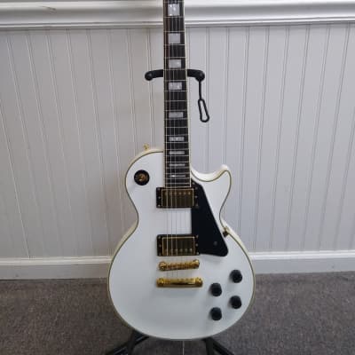【調整済】epiphone Lespaul Custom pro white Amazon.com: Epiphone Inspired by Gibson Custom Les Paul