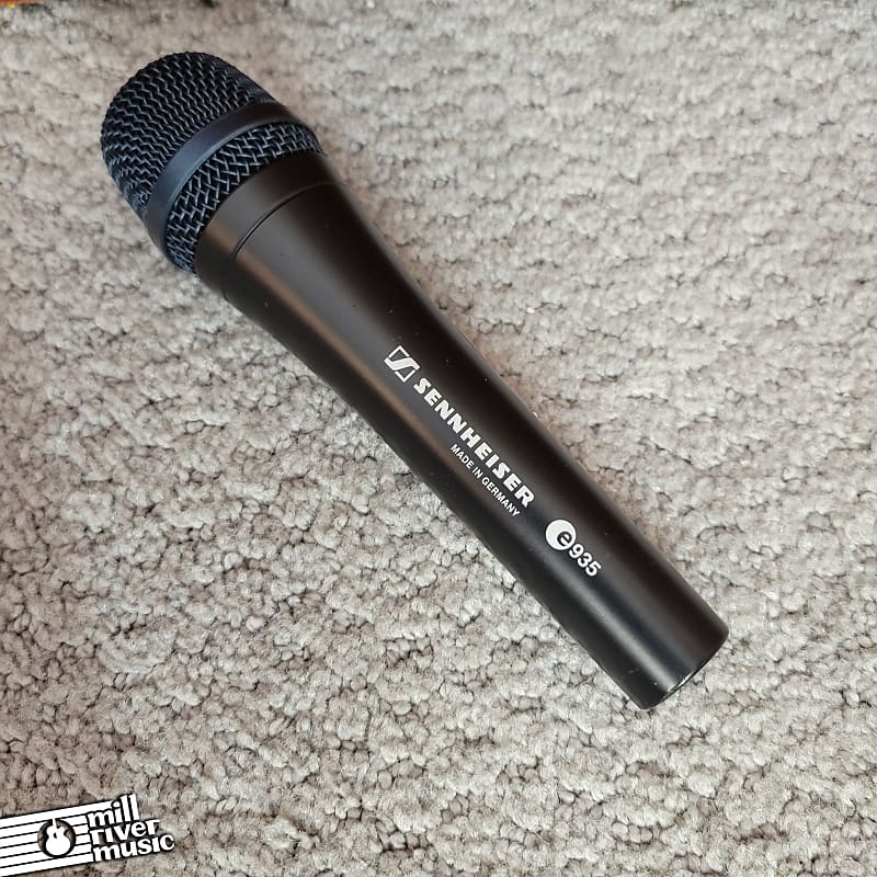 Sennheiser e935 Dynamic Cardioid Microphone Used