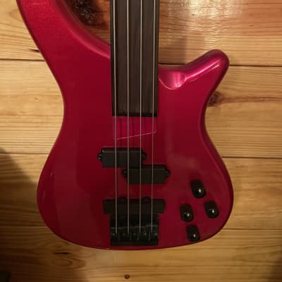 Rogue LX200BL Left-Handed Series III Electric Bass Guitar Regular