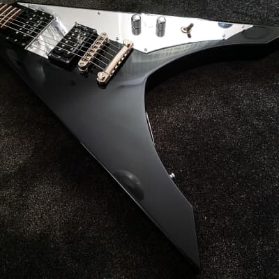 LTD Michael Amott NINJA V シグネチャーモデル ESP Michael Amott Signature Ninja Black Electric Guitar