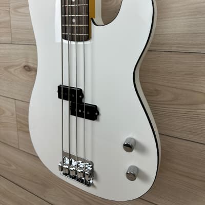 Fender Made in Japan Aerodyne Special Precision Bass, Bright White image 4
