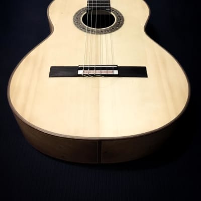 Benito Huipe Profesional Flamenco "Negra" Guitar 2023 - Nitrocellulose image 1