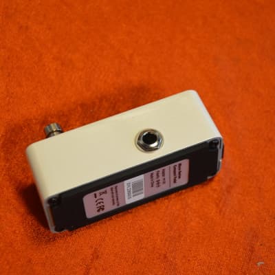 Mooer Baby Tuner * Compact tuner for your Pedal Board * image 3
