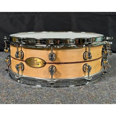 Pearl STA1450MM SensiTone Premium 14x5 Maple Snare Drum