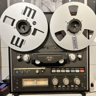 TASCAM 32-2 1/4" 2-Track Reel to Reel Tape Recorder