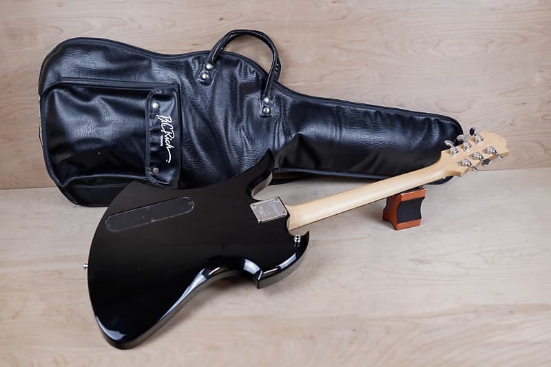 セール B.C.Rich Mockinbird MADE IN JAPAN B.C. Rich Mockingbird Black Electric Guitar W/Gig Bag Shipping