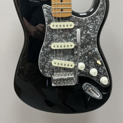 Fender Stratocaster 1994-1995 - Black image 1