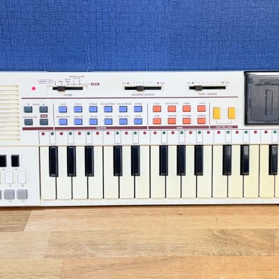 Casio PT-80 32-Key Mini Synthesizer - White