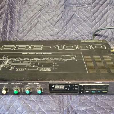 Roland SDE-1000 Digital Delay 1980s - Black image 1