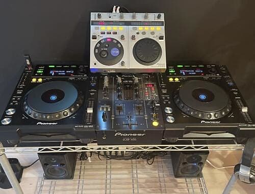 Pioneer CDJ-850-K x2 DJM-400 EFX-500