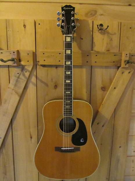 Epiphone ft550 top