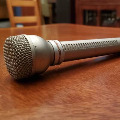 RARE AKG D2000 C Cardioid Dynamic Microphone Reverb