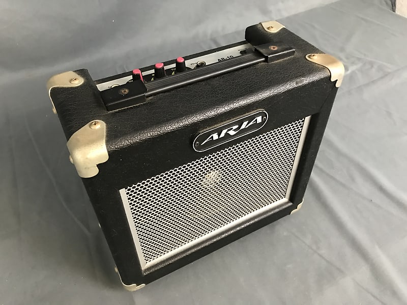 Aria AB-10 Bass Amplifier