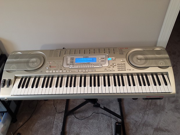 Casio WK 3800 keyboard with stand, power supply and sustain