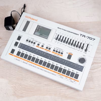 Roland TR-707 Rhythm Composer Drum Machine 1985 Made in Japan MIJ w/ Power Supply