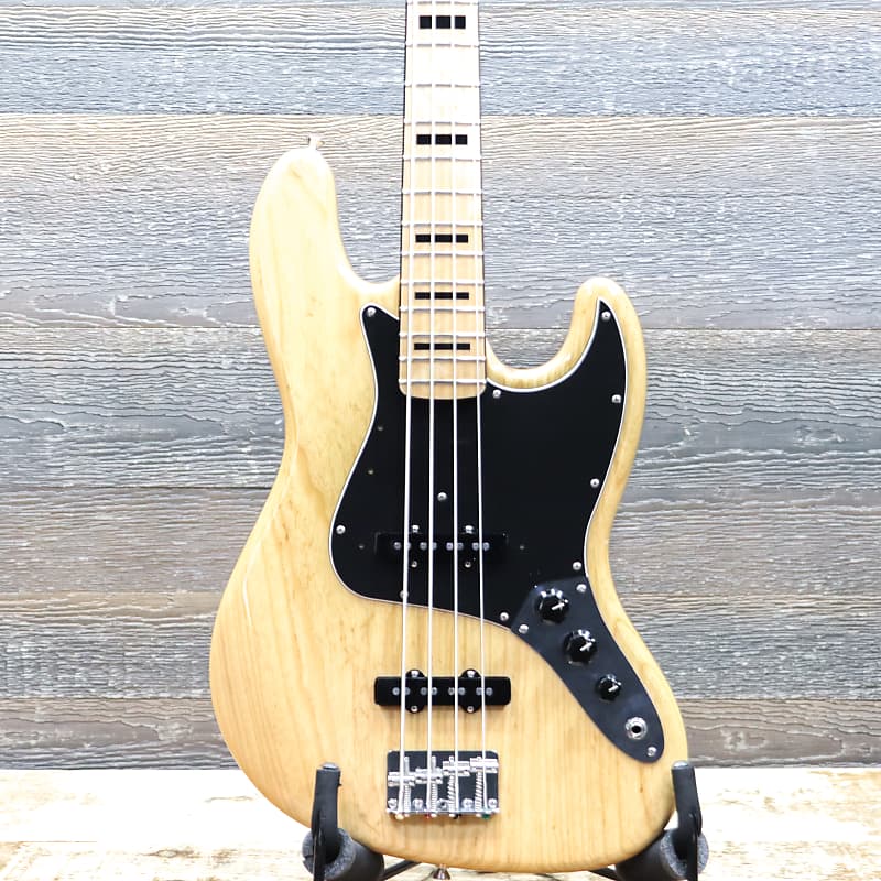 Fender American Vintage '75 Jazz Bass 1999 - 2012 | Reverb Canada