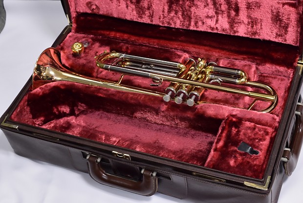 Yamaha YTR-800G Bb Trumpet | Reverb