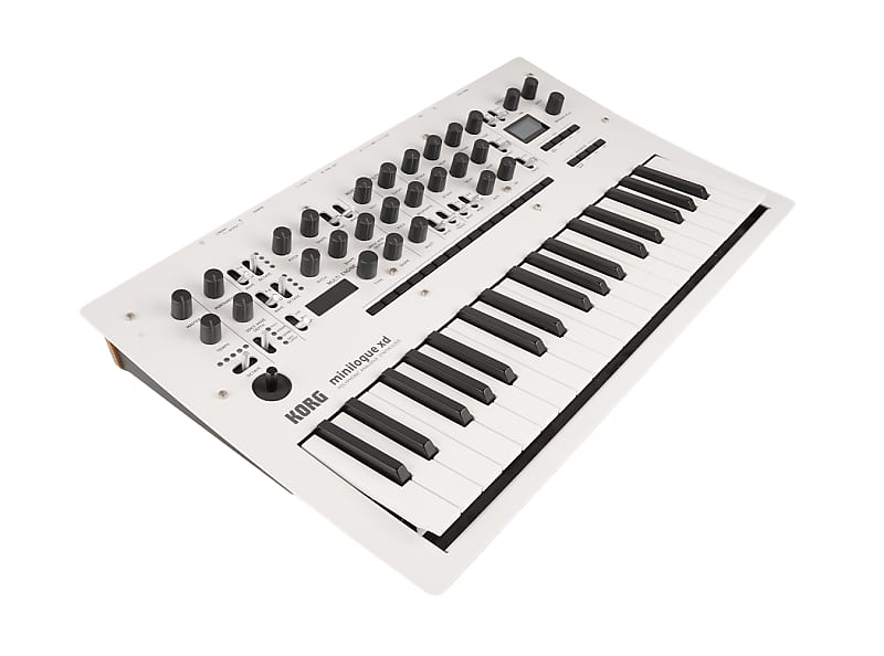 Korg Minilogue XD PW Hybrid Keyboard Synthesizer (Pearl White) [USED]