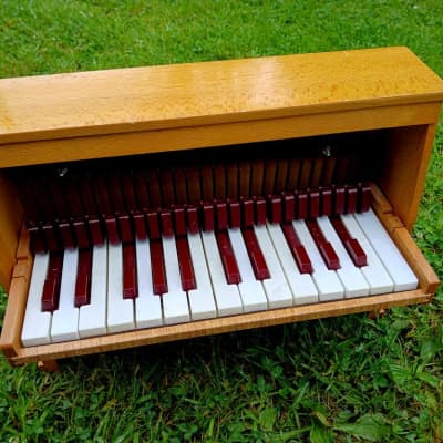 chromatic toy piano Michelsonne Paris 25 keys - very good condition image 3