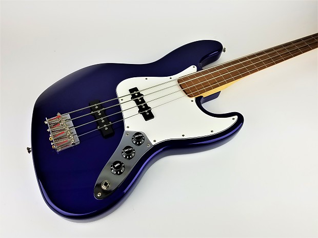 Fender mim fretless jazz bass hotsell