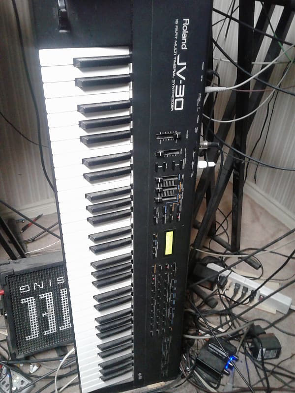 Roland Jv-30