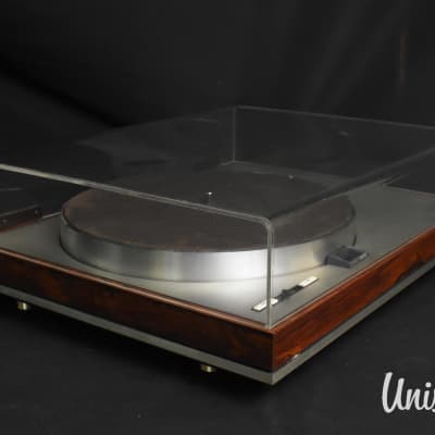 Luxman PD121A Turntable Record Player Direct Drive in Very Good Condition image 4