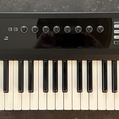 Native Instruments Komplete Kontrol S49 Keyboard Controller | Reverb