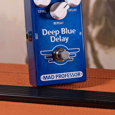 Mad Professor Deep Blue Delay image 4