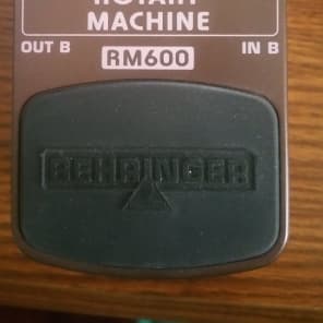 Behringer Rotary Machine RM600, copy of Line6 Roto Machine