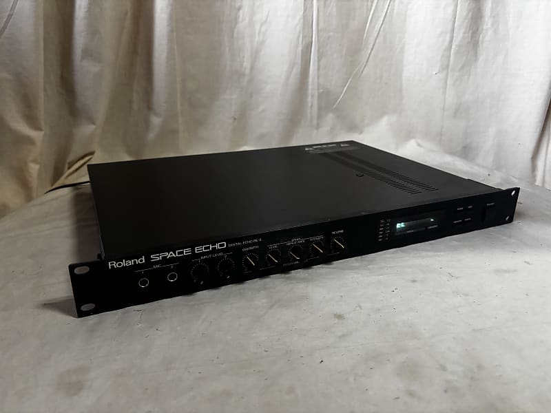 Roland SPACE ECHO RE-3 デジタルスペースエコー Roland RE-3 Space Echo Digital Echo Rack Effect | eBay