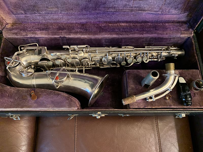 The Buescher True Tone (low pitch) alto saxophone (1929) | Reverb